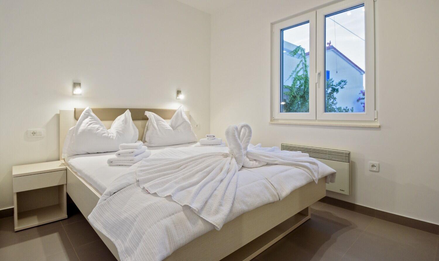 Apartments Bisernica-With Pool Razanj Bagian luar foto